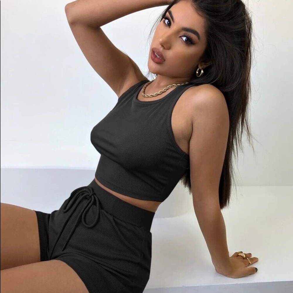 Rib-Knit Crop Tank Top